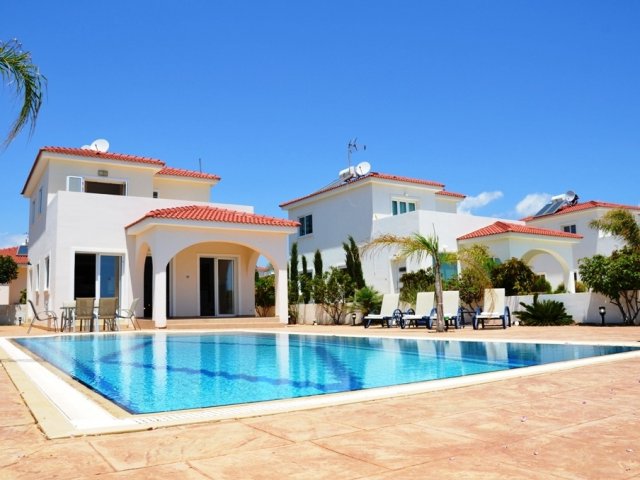 Zeekant villa Sunny in Ayia Thekla, Famagusta, Cyprus