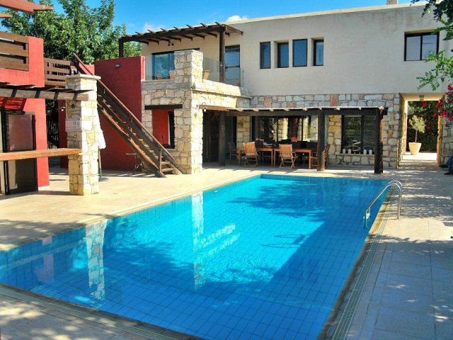 Villa Odysseas incl. Jeep, Kissonerga, Paphos, Cyprus