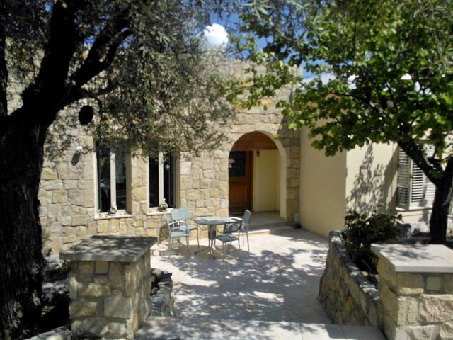 Vakanitehuis Koumneni, Pano Akourdalia, Polis, Cyprus